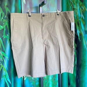 Amazon essentials 40 tan kakhi shorts